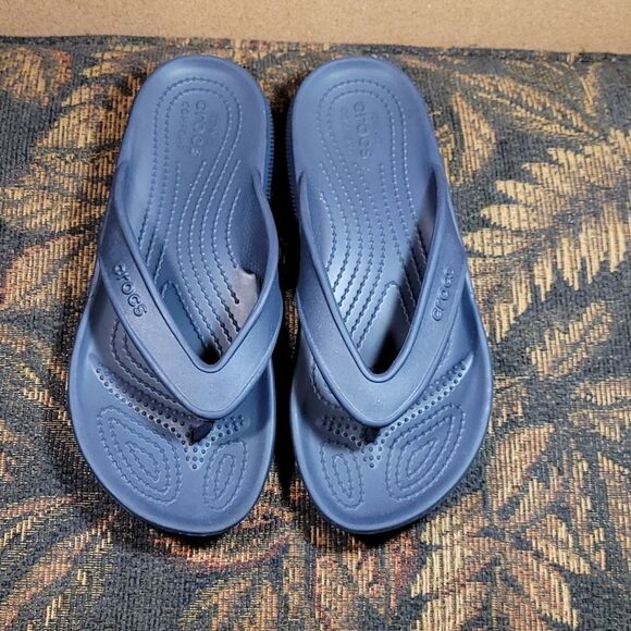 Unisex CROCS Classic II Navy Flip Flops- Size M5/W7 - Picture 1 of 6